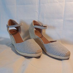 H&M Espadrille Wedge Sandals Woven Blue & White Ankle Strap Closed Toe Size 8.5